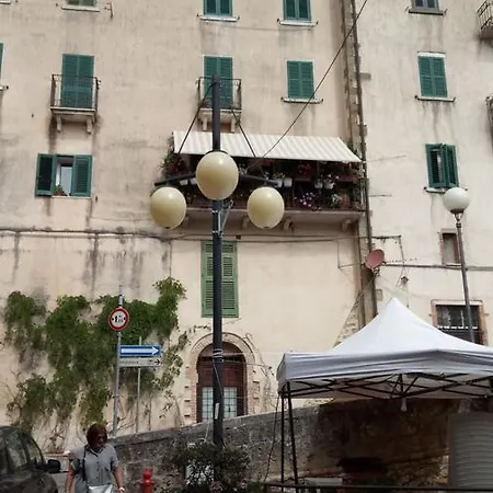 Nel Centro Storico Di Daire *